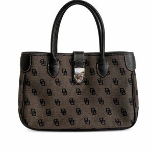 Dooney & Bourke signature tote